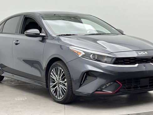 Used 2023 Kia Forte GT-Line w/ GT-Line Technology Package FWD image 3