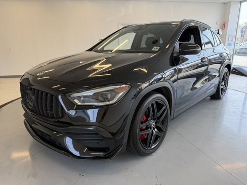 Used 2022 Mercedes-Benz GLA 35 AMG 4MATIC w/ AMG Aerodynamic Package image 3