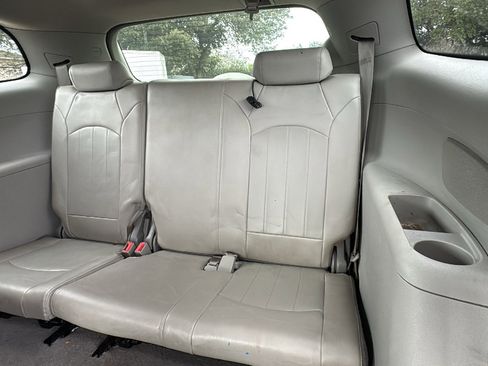Used 2014 Buick Enclave Leather image 13