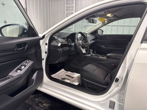 Used 2026 Nissan Altima 2.5 SV AWD/4WD image 16