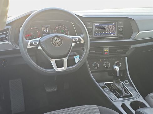 Used 2019 Volkswagen Jetta S w/ Driver Assistance Package image 16