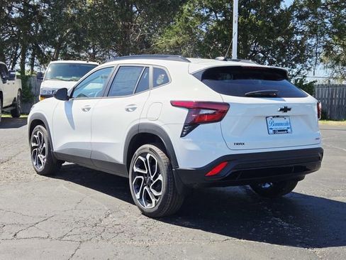 New 2026 Chevrolet Trax RS w/ Driver Confidence Package image 3
