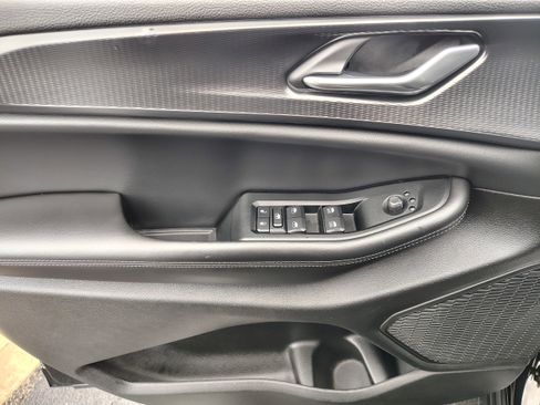 Certified 2024 Jeep Grand Cherokee L Altitude image 20