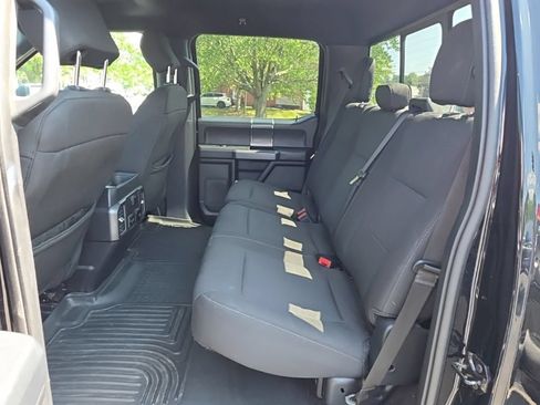 Used 2018 Ford F150 XLT w/ Equipment Group 302A Luxury AWD/4WD image 23