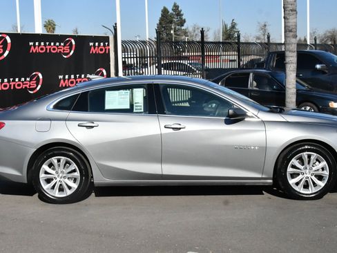 Used 2024 Chevrolet Malibu LT image 9