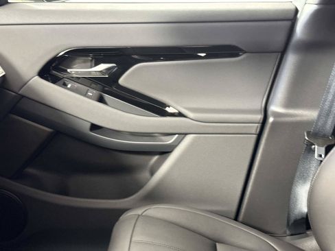 New 2026 Land Rover Range Rover Evoque S AWD/4WD image 24