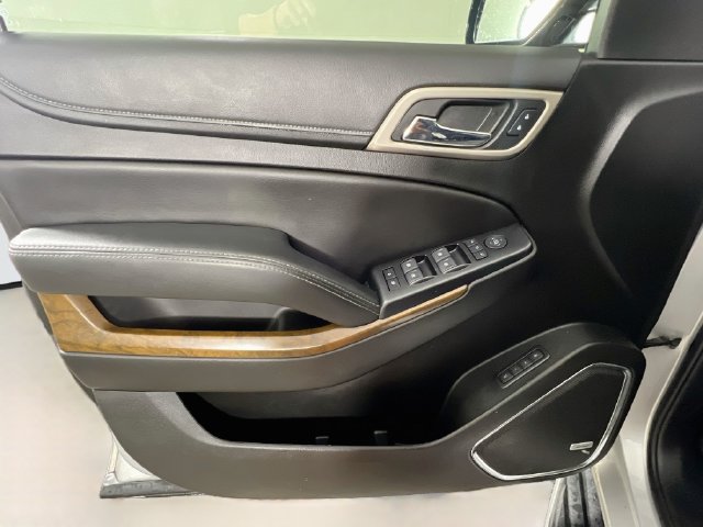 Used 2019 GMC Yukon Denali w/ Open Road Package AWD/4WD image 34
