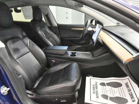 Used 2022 Tesla Model 3 Long Range AWD/4WD image 19
