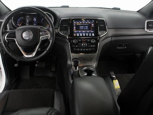 Used 2021 Jeep Grand Cherokee Laredo X image 9