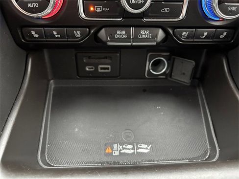 Used 2021 GMC Yukon AT4 w/ AT4 Premium Plus Package image 24