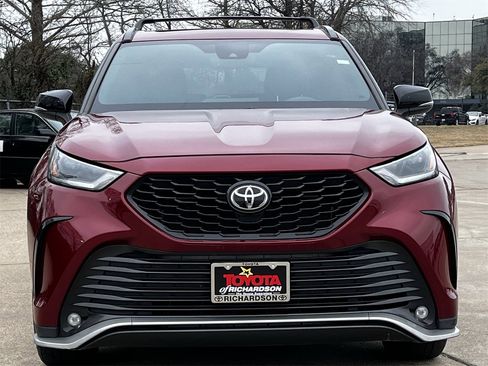 Used 2022 Toyota Highlander XSE image 7