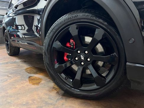 Used 2020 Ford Explorer ST w/ ST Street Pack image 45