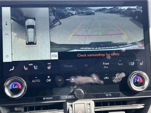 Used 2025 Lexus GX 550 image 30