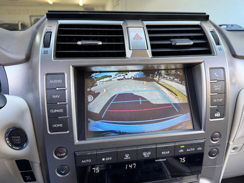 Used 2017 Lexus GX 460 Premium image 27