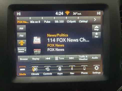 Used 2023 Jeep Cherokee Altitude Lux image 24