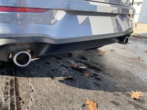 New 2026 Volkswagen GTI SE FWD image 19