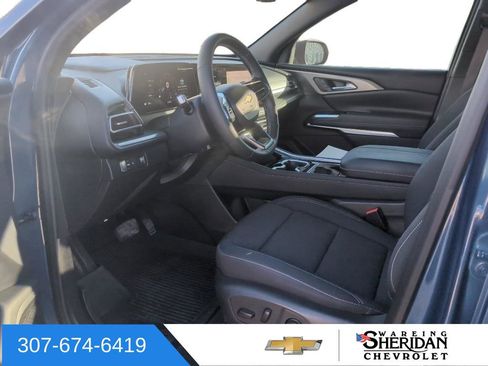 Used 2024 Chevrolet Traverse LT w/ LPO, Floor Liner Package image 8