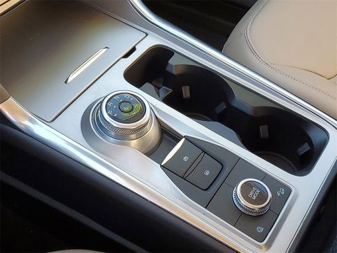 Used 2023 Ford Explorer Limited w/ Hybrid Equipment Group 310A image 26