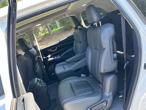 Used 2023 Subaru Ascent Touring AWD/4WD image 47