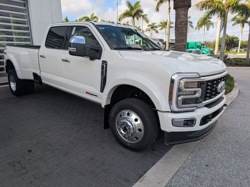 New 2026 Ford F450 Platinum w/ Platinum Plus Package image 2