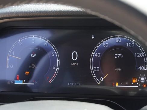 Certified 2024 Jeep Grand Cherokee Limited RWD image 33
