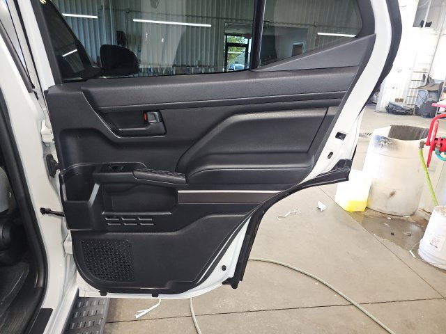 Used 2025 Toyota 4Runner TRD Off-Road AWD/4WD image 33