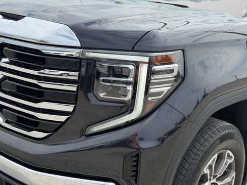 Certified 2025 GMC Sierra 1500 SLT RWD image 13