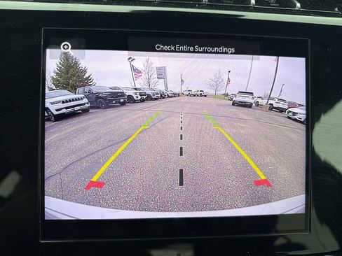 Used 2025 Jeep Grand Cherokee Altitude AWD/4WD image 19