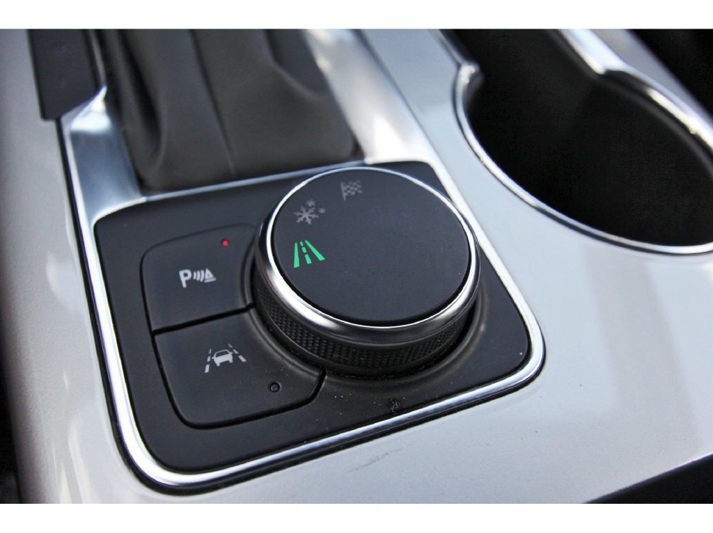 Used 2024 Chevrolet Blazer LT w/ Convenience Package FWD image 25