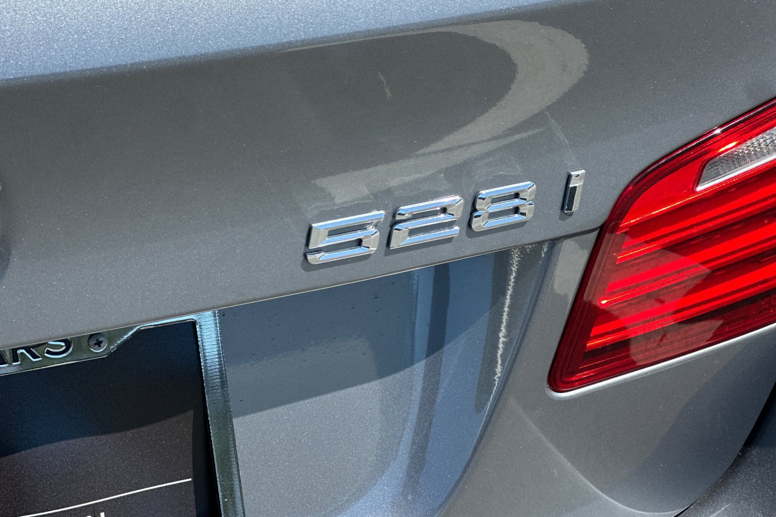 Used 2014 BMW 528i Sedan RWD image 12