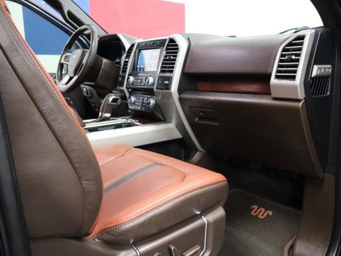 Used 2018 Ford F150 King Ranch w/ Equipment Group 601A Luxury AWD/4WD image 50