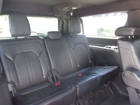 Used 2019 Ford Expedition Max Limited w/ Texas Edition Package AWD/4WD image 15