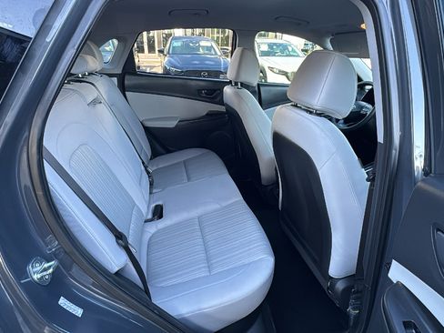 Used 2023 Hyundai Kona SEL image 22