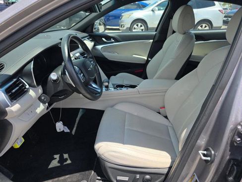 Used 2025 Genesis G70 2.5T AWD/4WD image 4