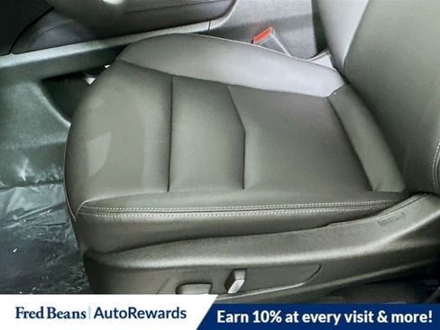 New 2026 Cadillac XT5 Luxury image 17