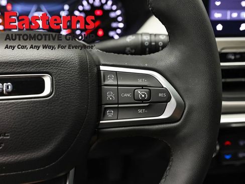 Used 2024 Jeep Compass Limited AWD/4WD image 15