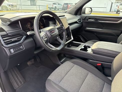 Certified 2025 GMC Acadia Elevation image 30