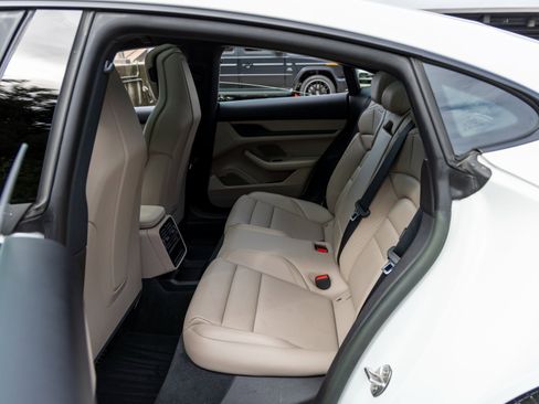 Certified 2023 Porsche Taycan image 41