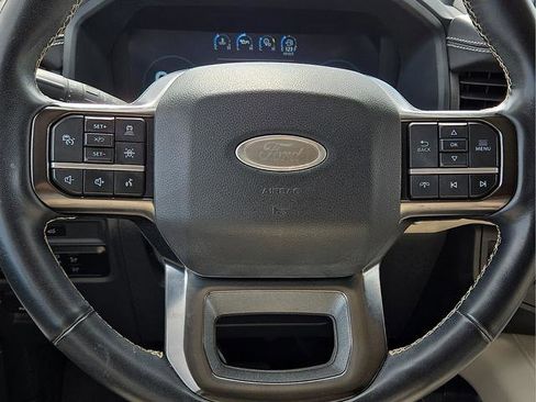 Used 2024 Ford Expedition Platinum AWD/4WD image 10