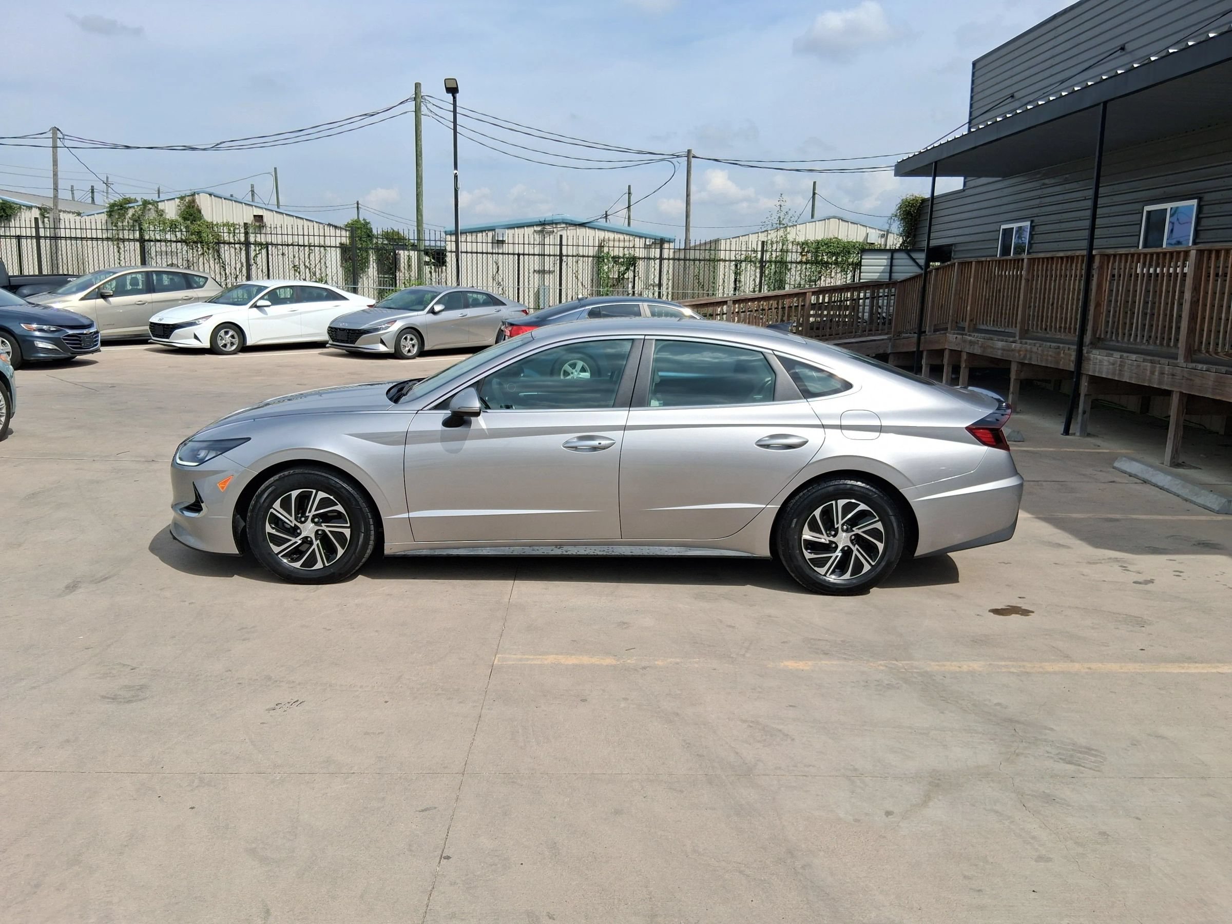 Used 2021 Hyundai Sonata Blue FWD image 3