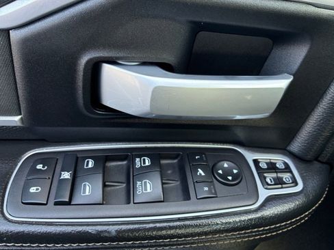 Used 2024 RAM 3500 Big Horn image 25