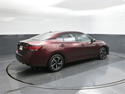 Certified 2024 Nissan Sentra SV image 11