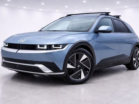 Used 2026 Hyundai Ioniq 5 SEL image 1