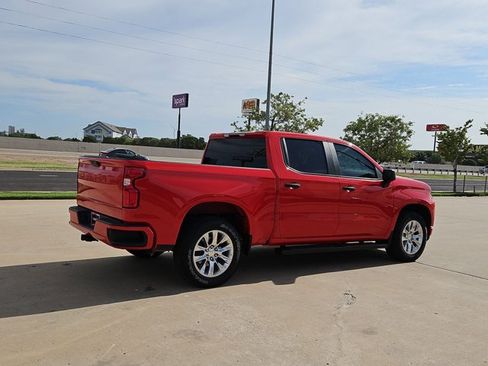 Used 2022 Chevrolet Silverado 1500 Custom w/ Safety Confidence Package RWD image 5