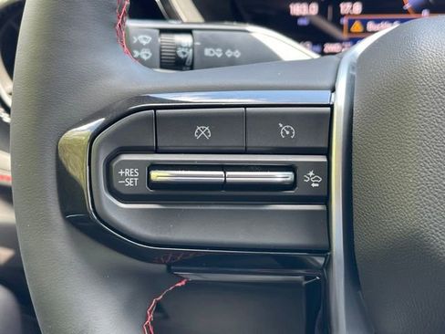 New 2026 Chevrolet Colorado Z71 w/ Technology Package AWD/4WD image 8