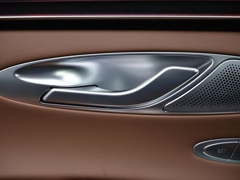 New 2026 Genesis GV70 2.5T Advanced image 17