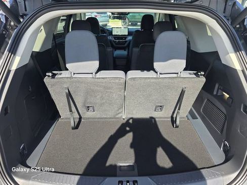New 2026 Ford Explorer Active RWD image 34