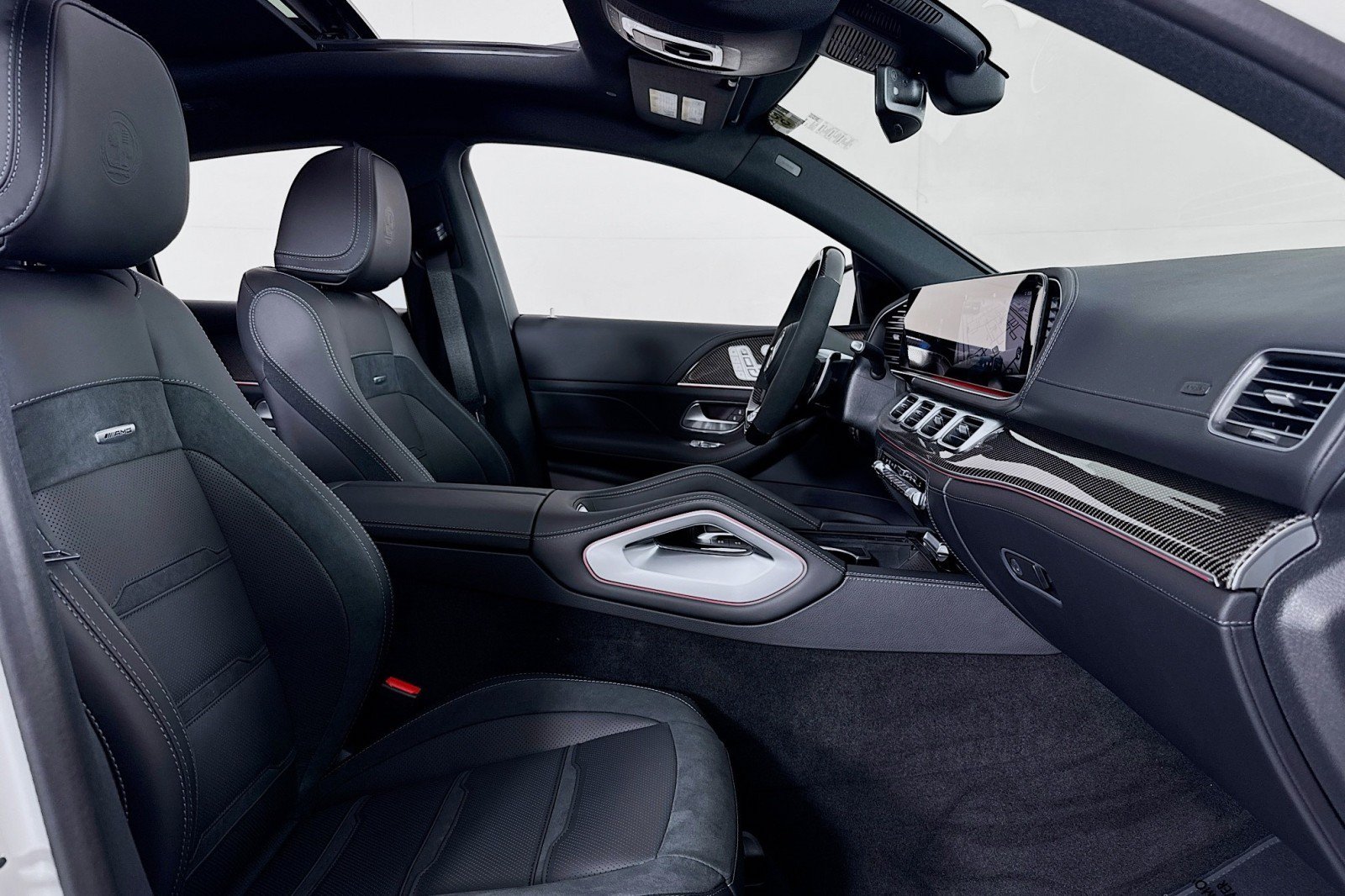 New 2026 Mercedes-Benz GLE 53 AMG 4MATIC Coupe image 6