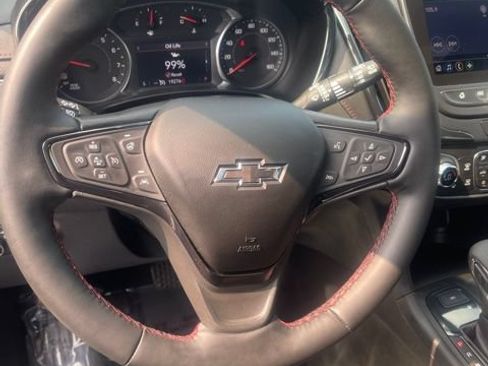 Used 2023 Chevrolet Equinox RS w/ RS Leather Package AWD/4WD image 9
