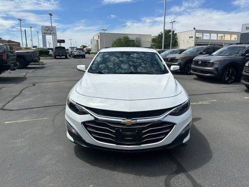 Used 2024 Chevrolet Malibu LT FWD image 4